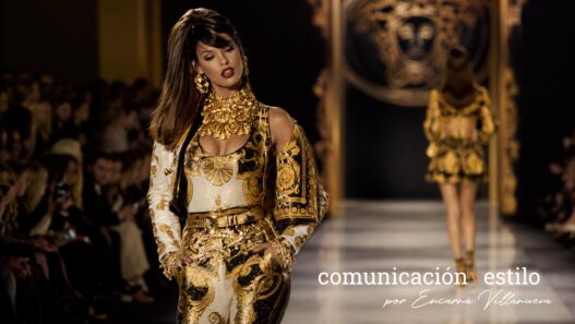 portada articulo versace
